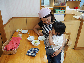 食事の様子